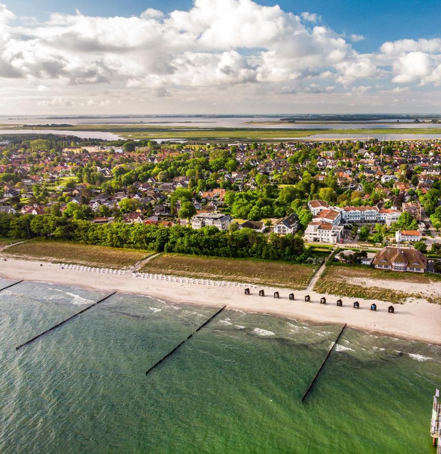 Hotel & Restaurant Seebruecke Zingst Exterior photo