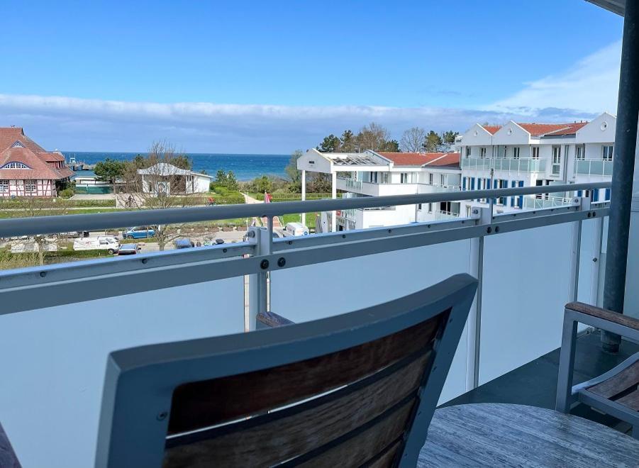 Hotel & Restaurant Seebruecke Zingst Exterior photo